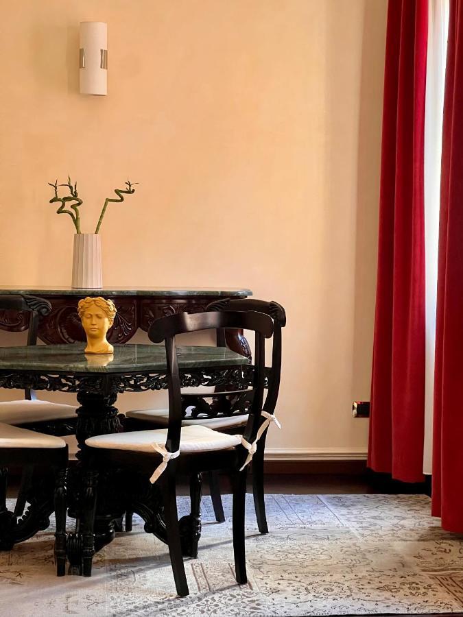 Piazza Maggiore Luxury Apartment Болонья Екстер'єр фото