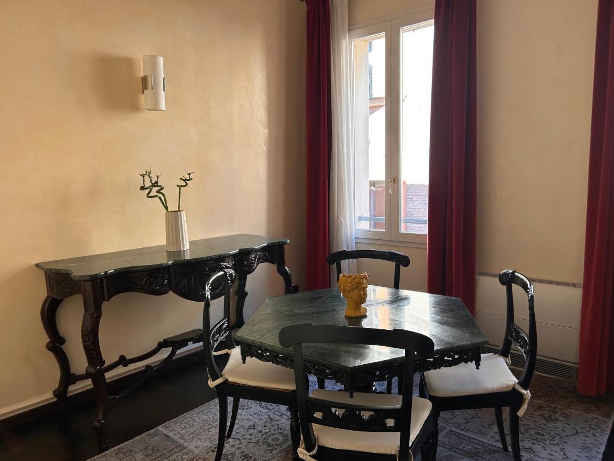 Piazza Maggiore Luxury Apartment Болонья Екстер'єр фото