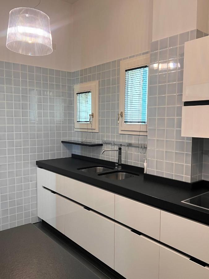 Piazza Maggiore Luxury Apartment Болонья Екстер'єр фото